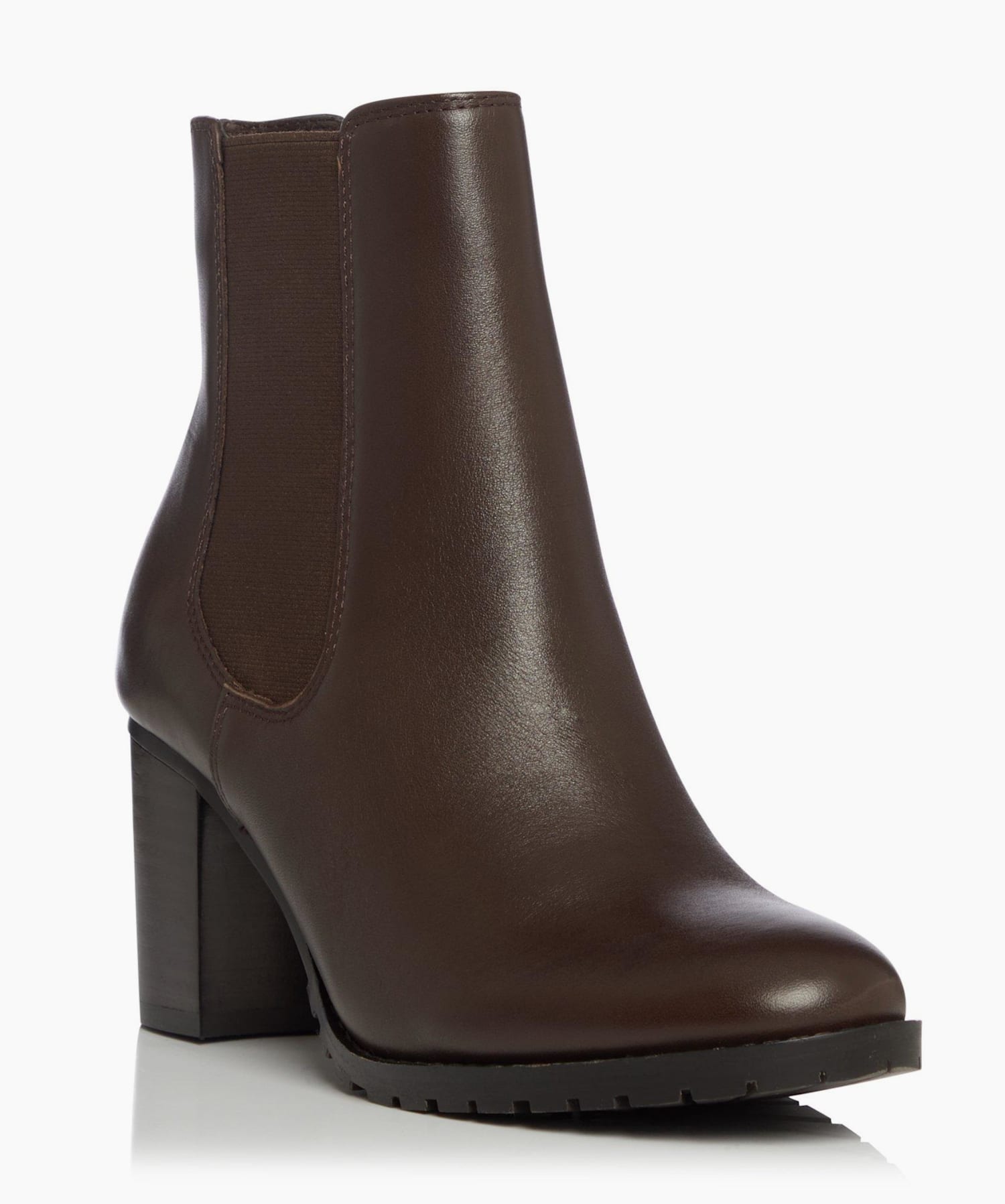 Cleated heel clearance chelsea boots