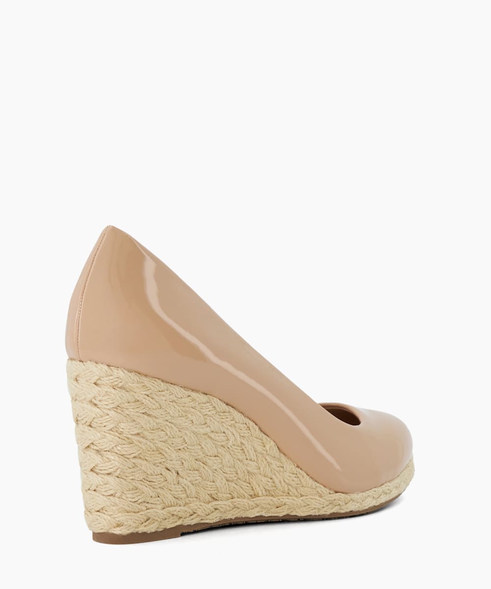 Nude court wedges best sale