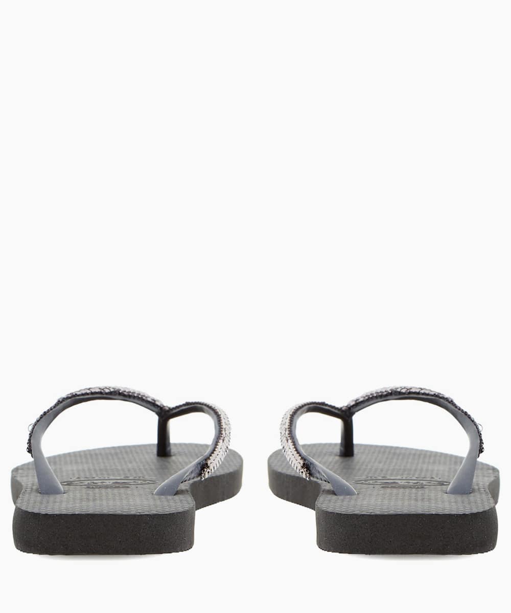 Mesh flip flops store