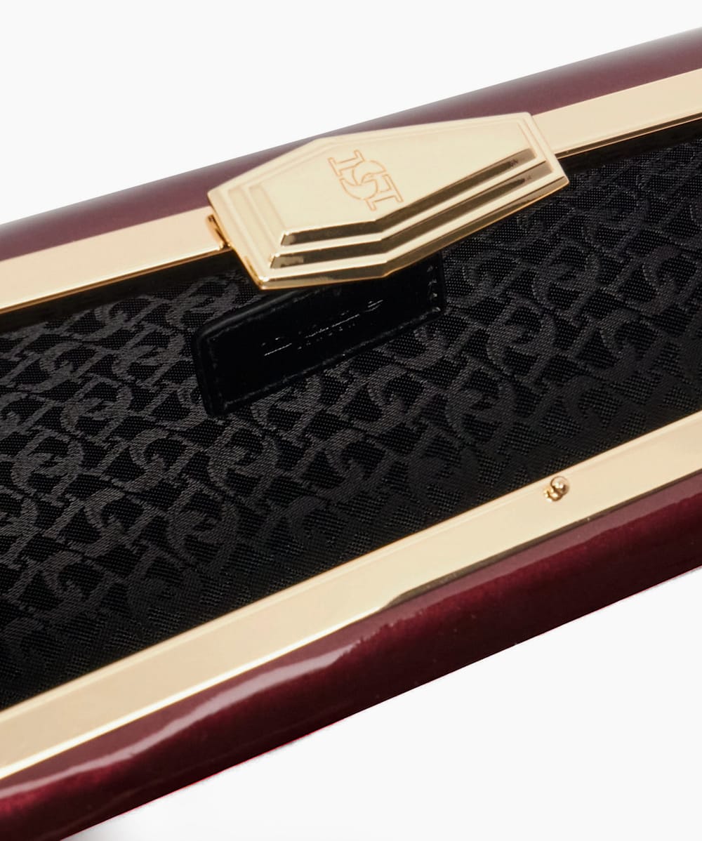 Burgundy patent clutch bag shop