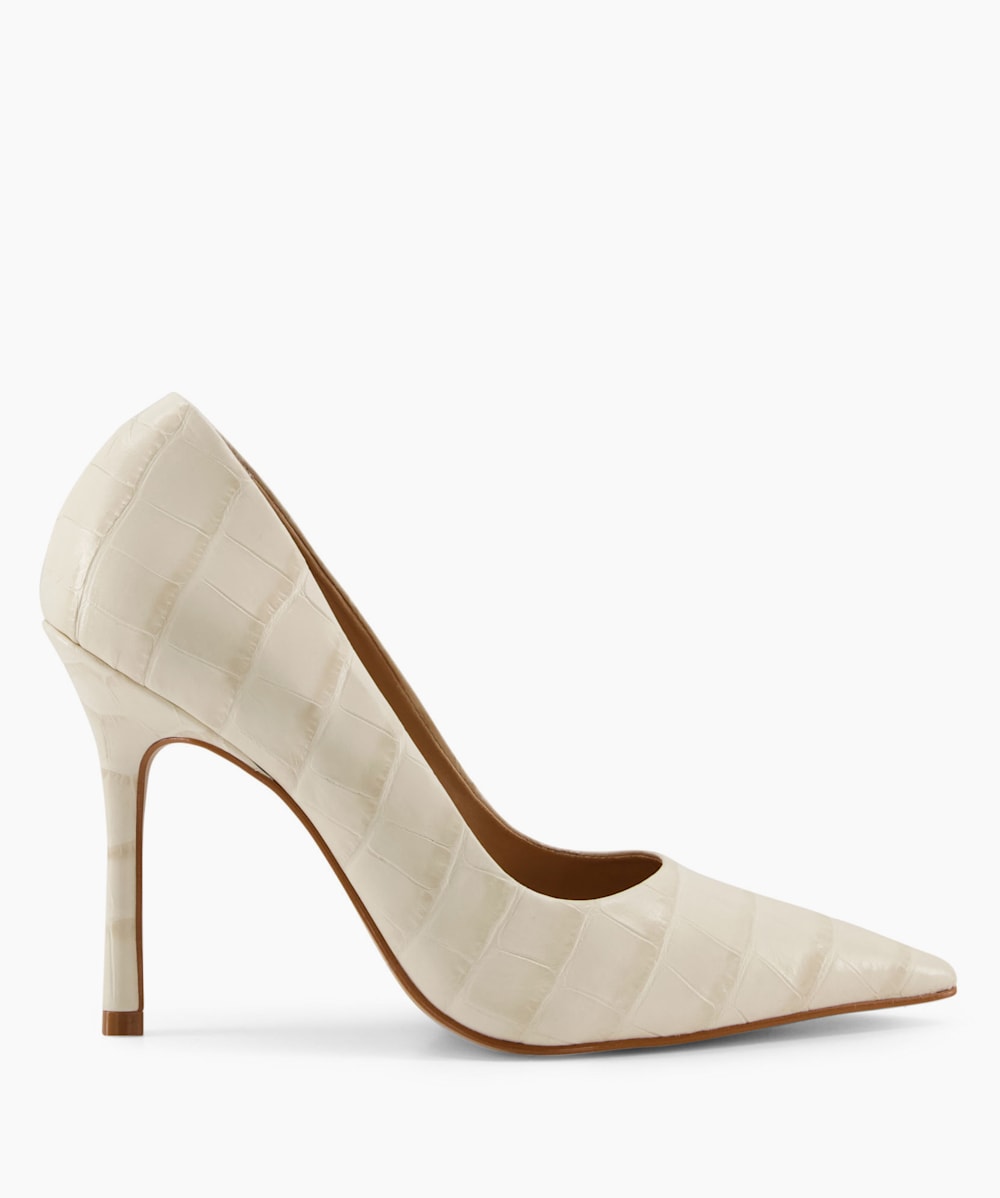 Cream leather court shoes outlet