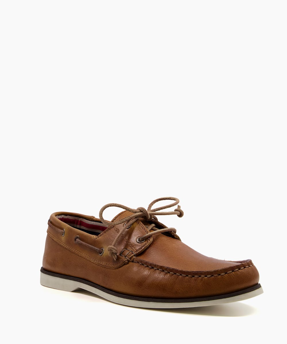 Tan leather clearance boat shoes