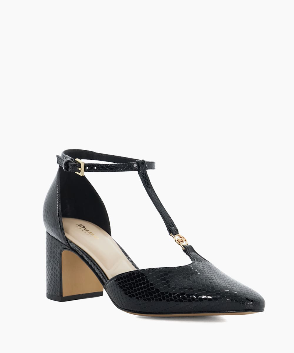 Chic Black