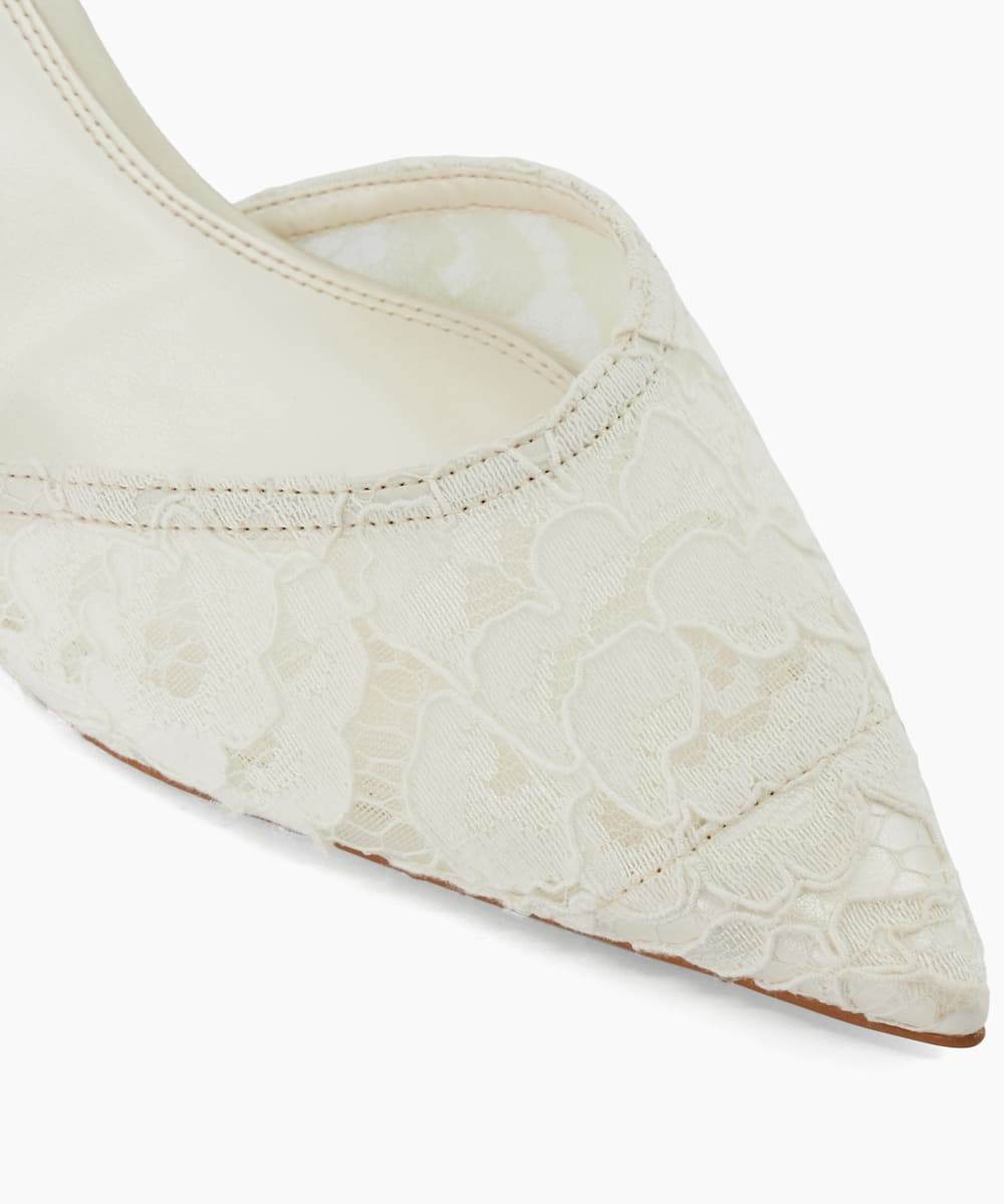 Ivory lace deals kitten heels