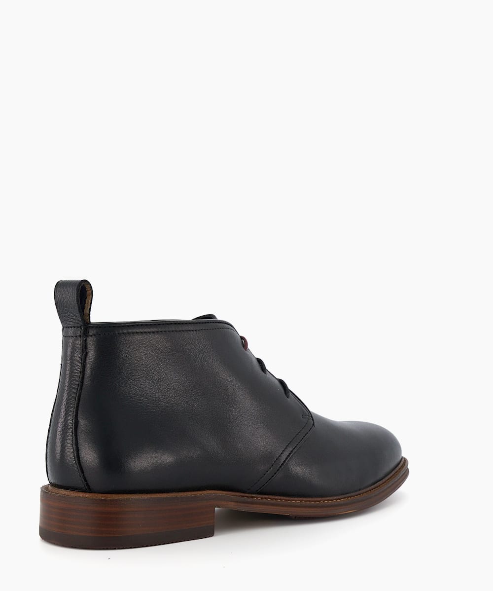 Dune chukka store