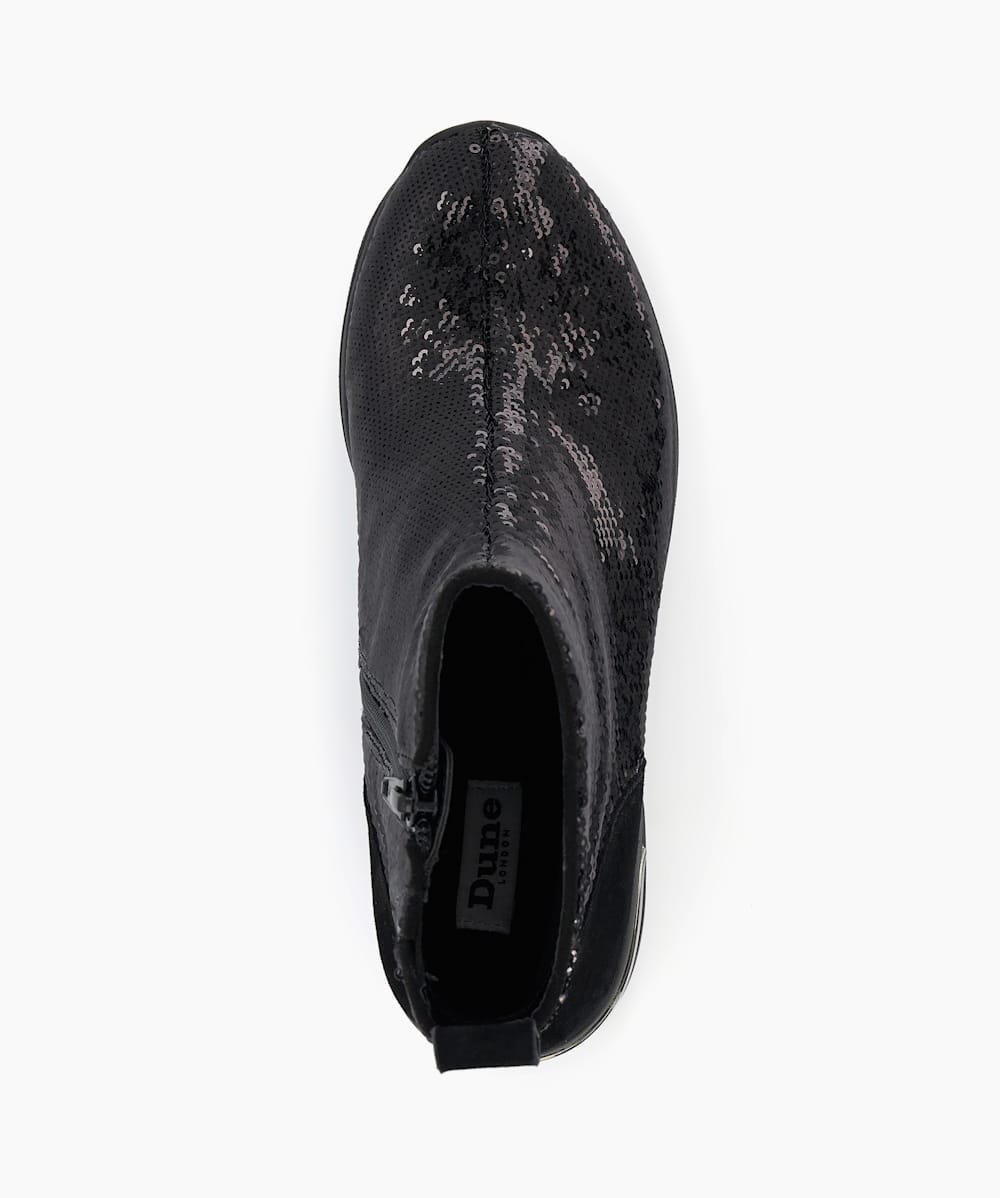 Black wedge cheap trainer boots