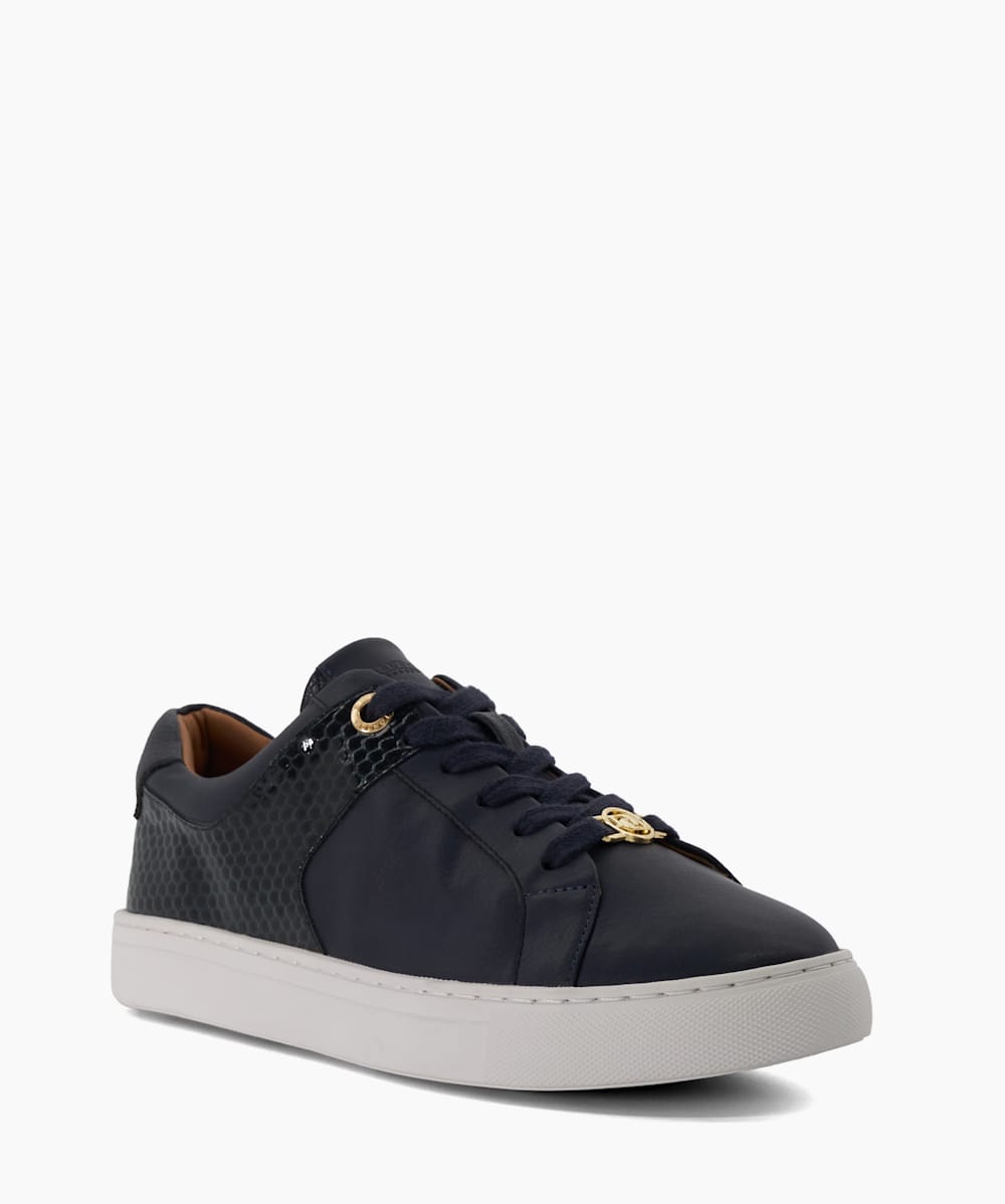 Elodiie Navy