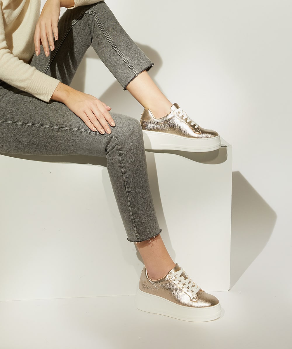 Cheap platform trainers hotsell