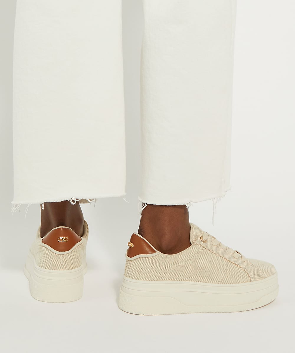 Exaggerate Beige, Flatform-Sneaker aus Canvas | Dune London