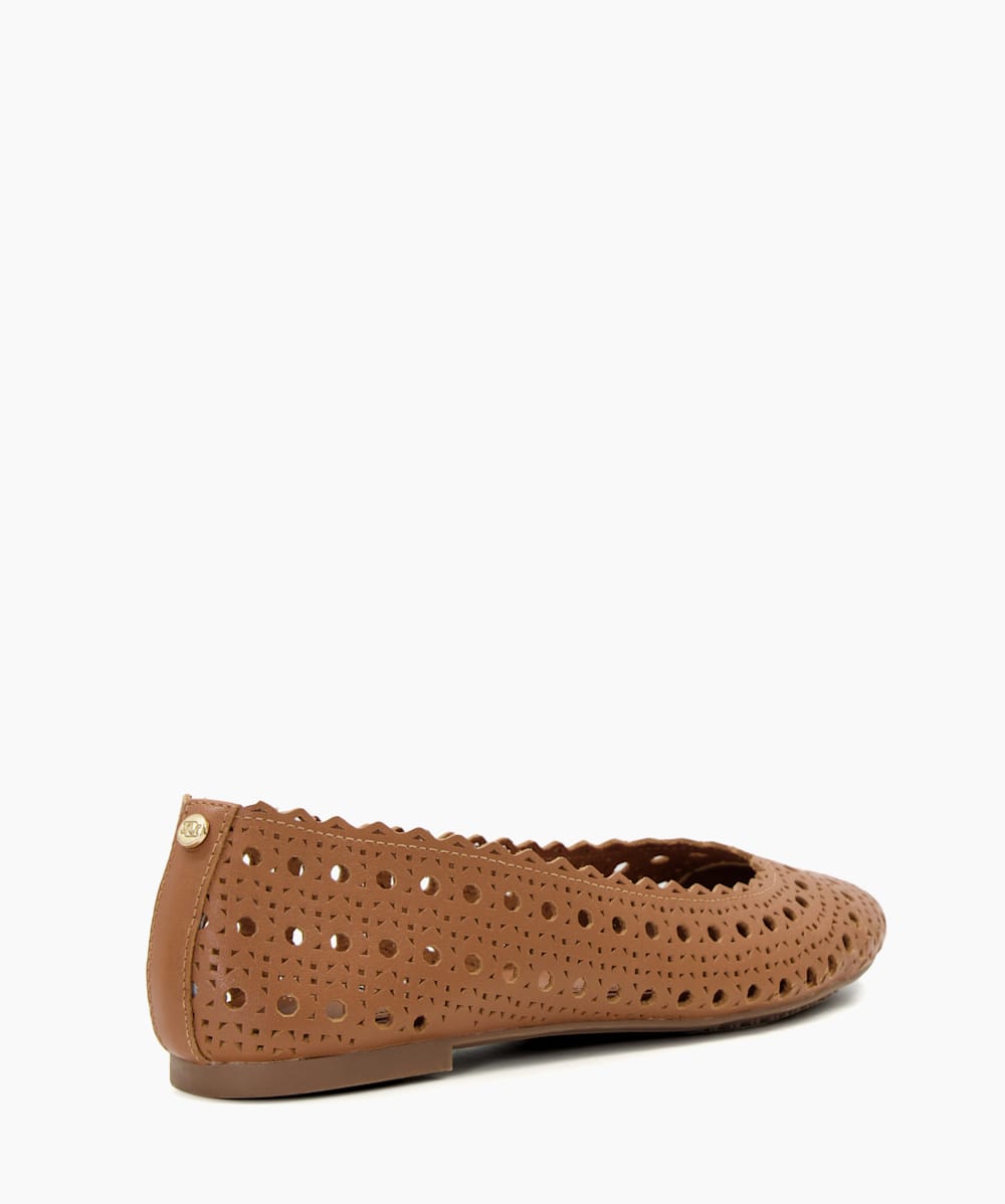 Tan leather online flat shoes