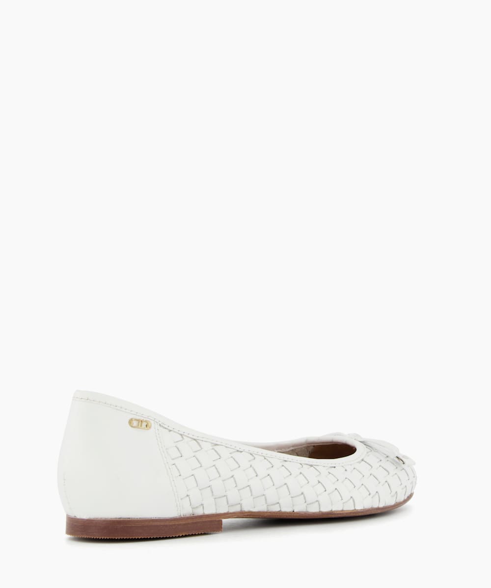 Dune white pumps discount