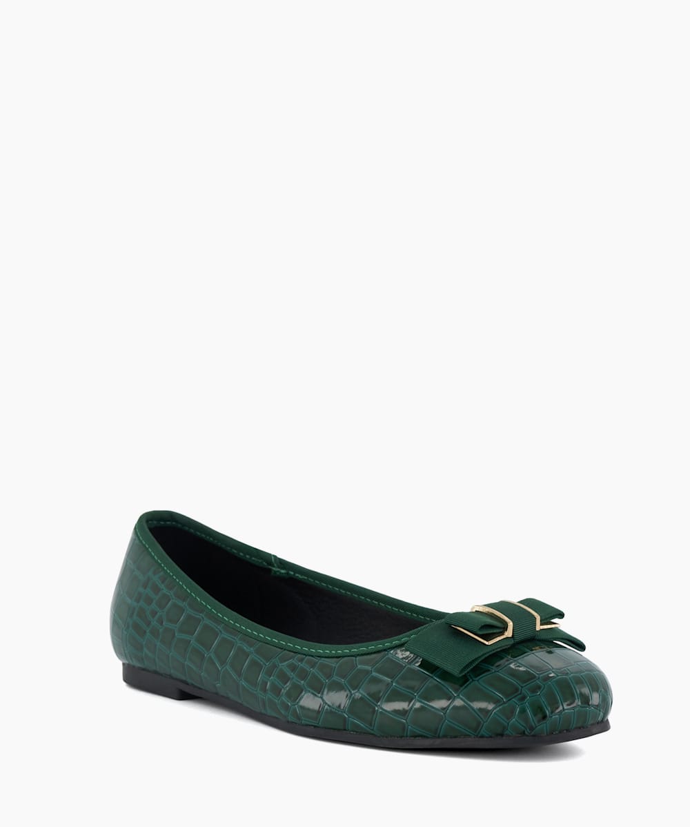 Green flat shoes deals womens