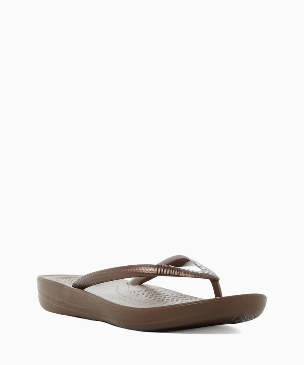 Iqushion Bronze