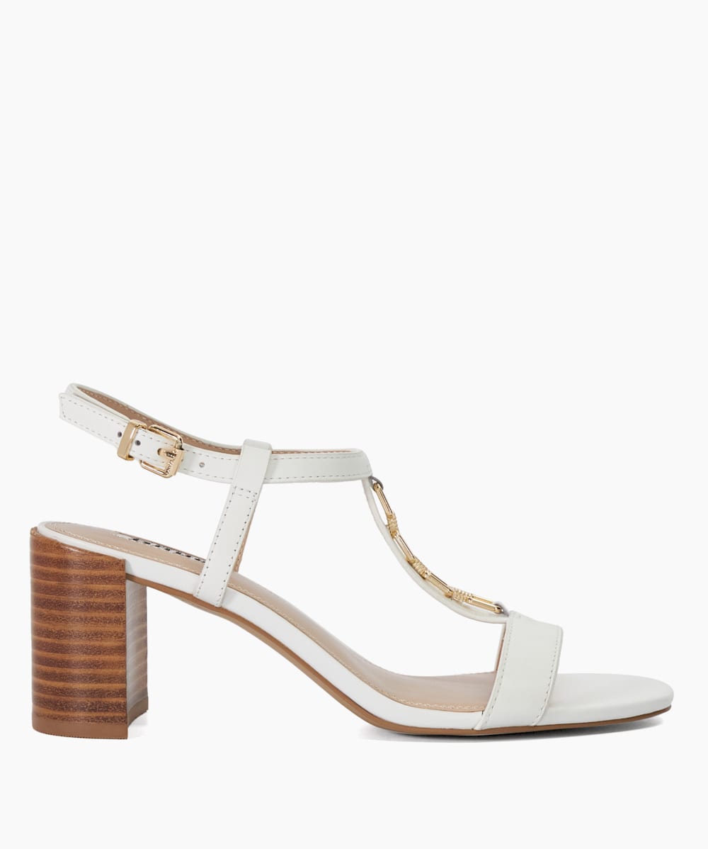 T strap block heel sandals 2025
