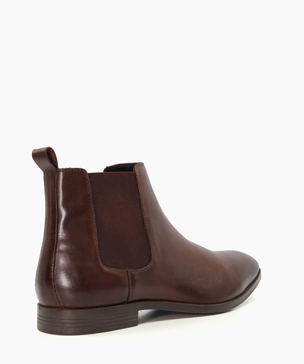 Impulse harbor brown chelsea boot hotsell
