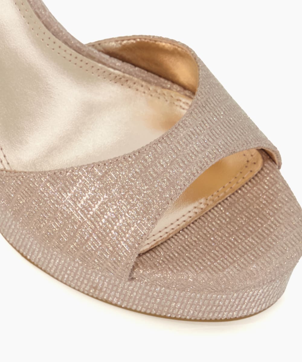 Querrey platform sandals 2025