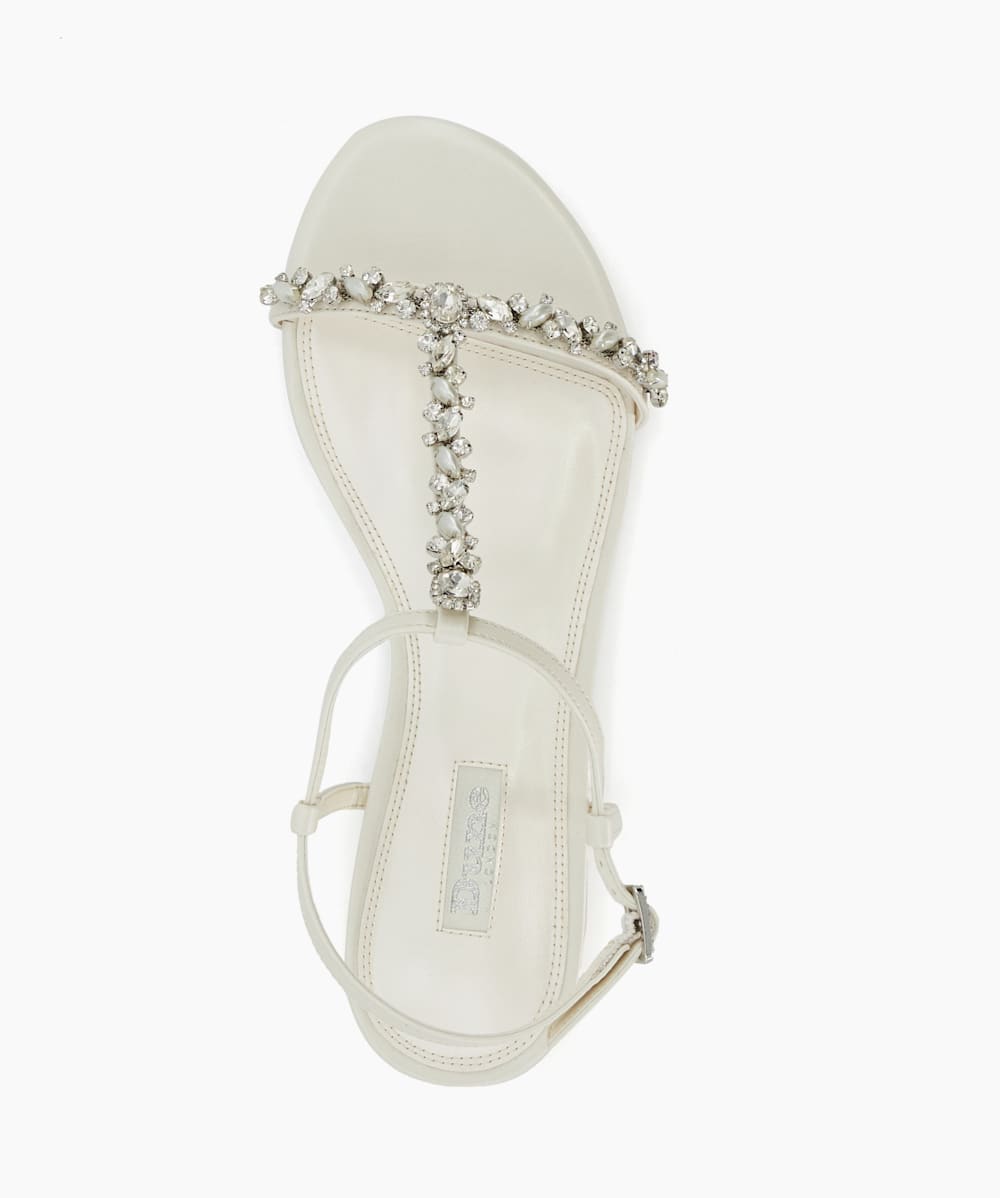 Ivory flat sandals for wedding outlet