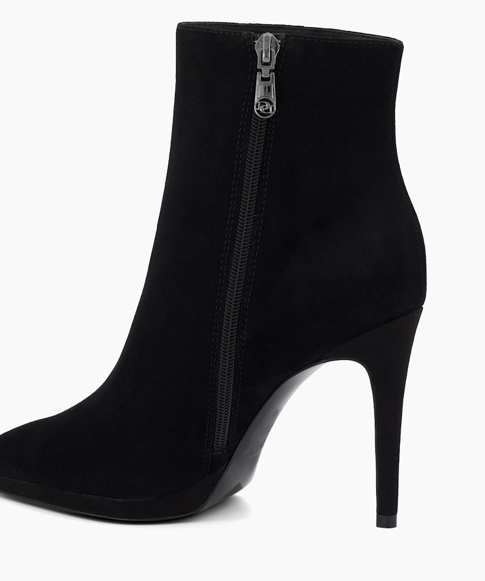 Black stiletto boots discount
