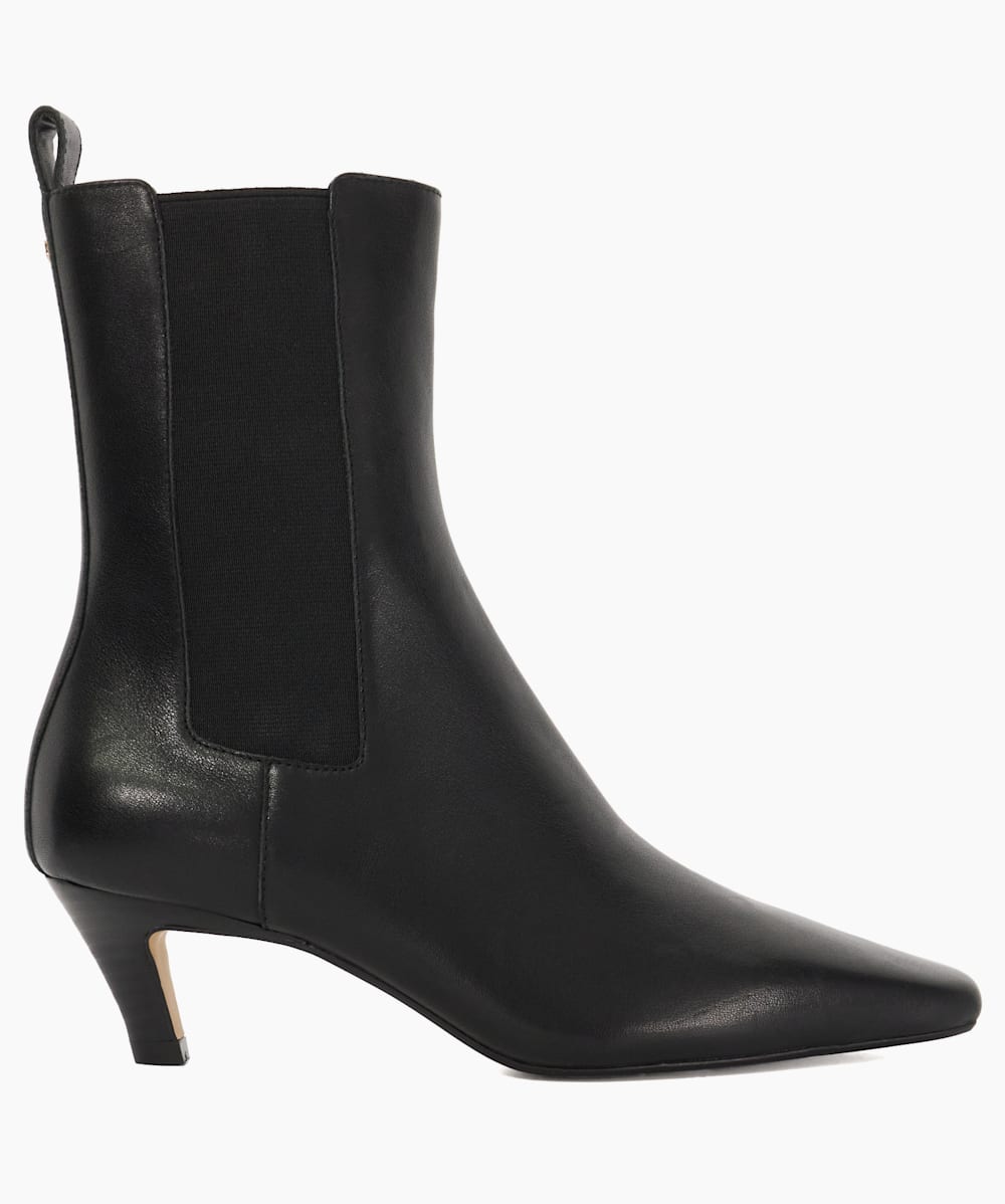 Black leather kitten heel boots 2025