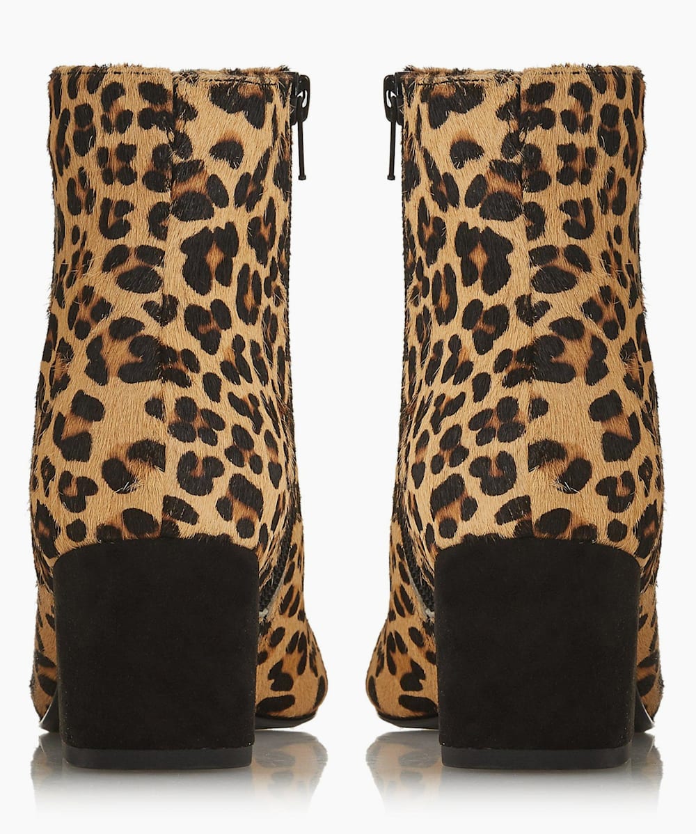 Olyvea Leopard