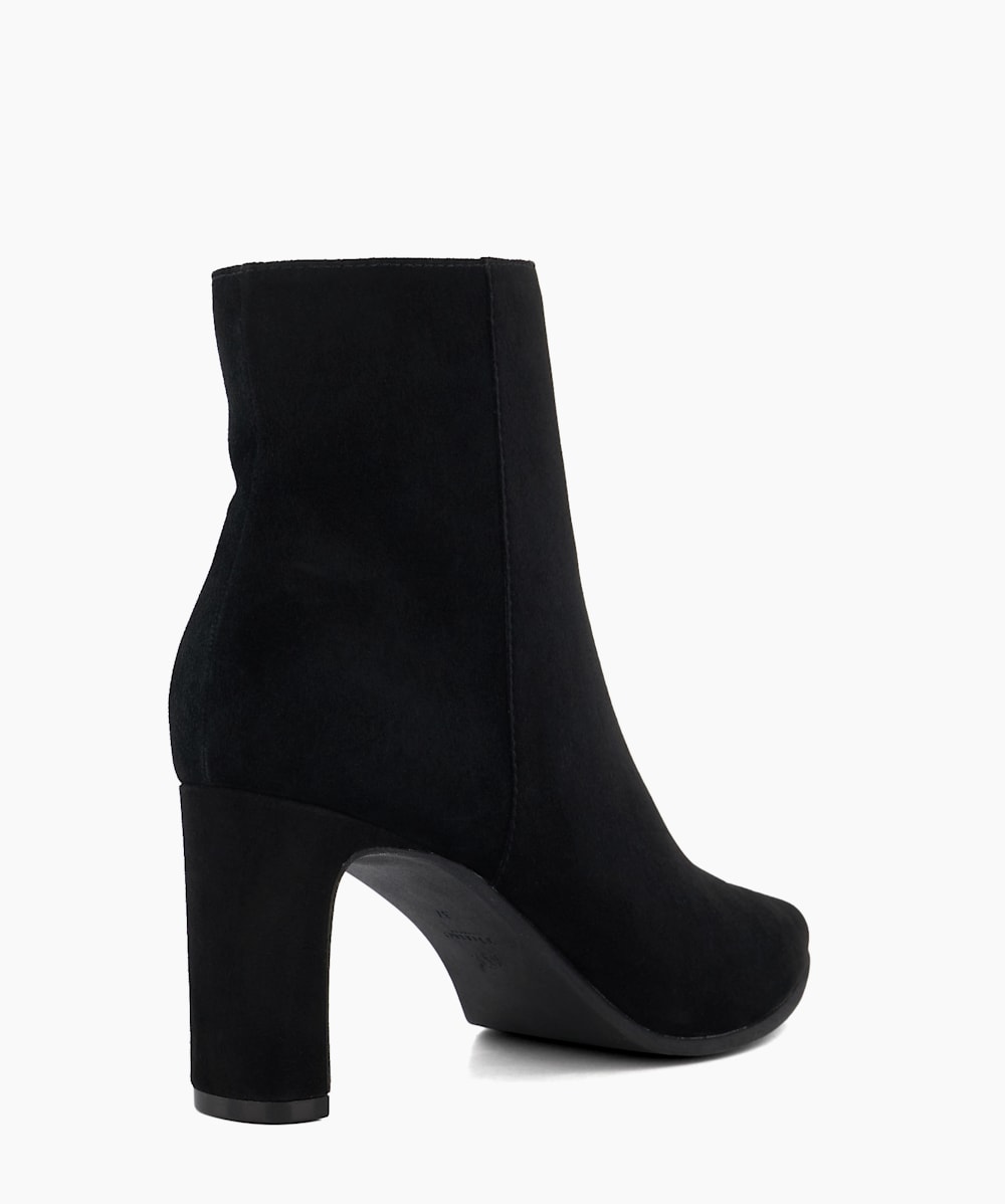 Ottaly Black
