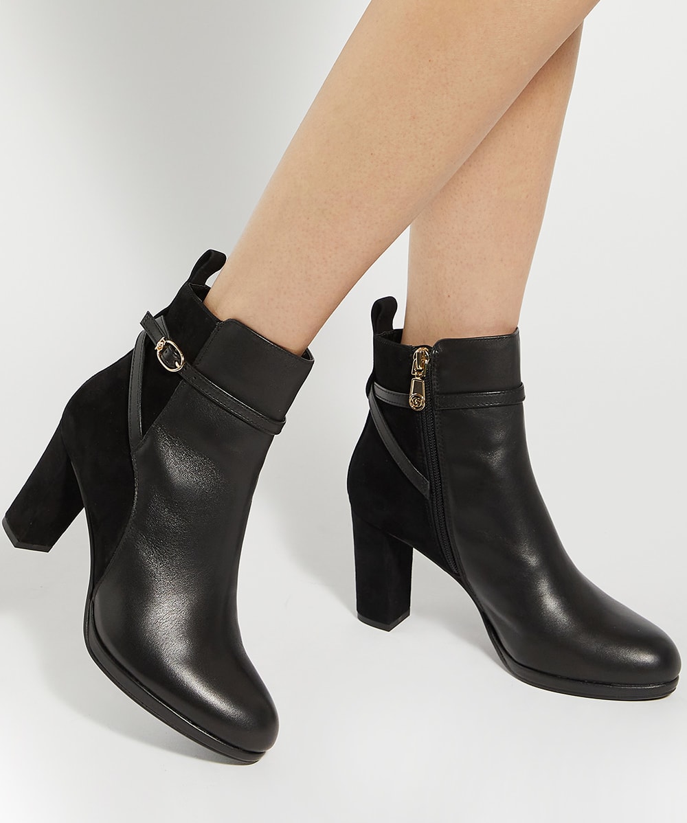 Ottara Black