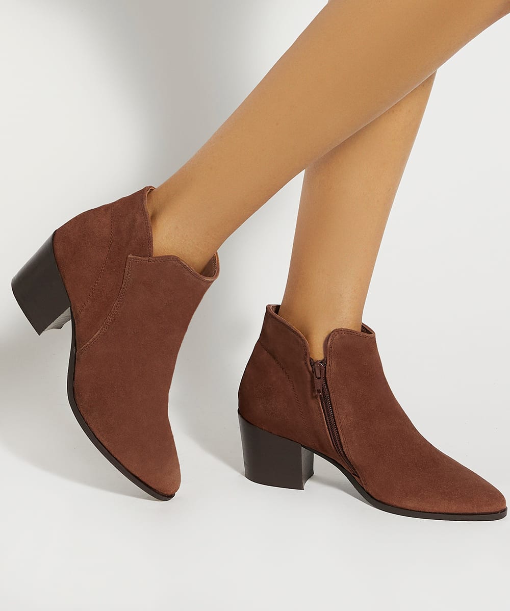 Dark tan suede outlet