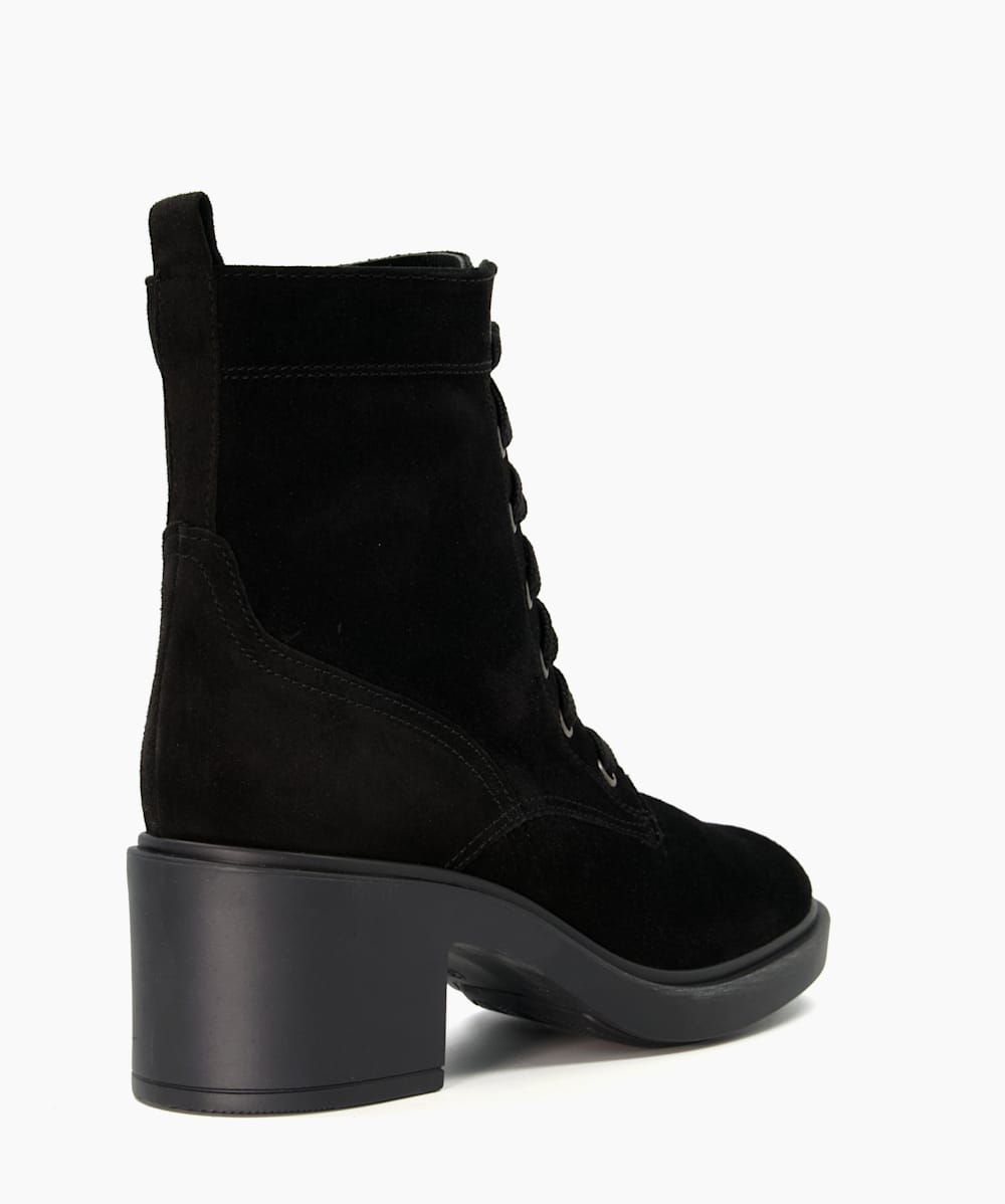 Pastel Black