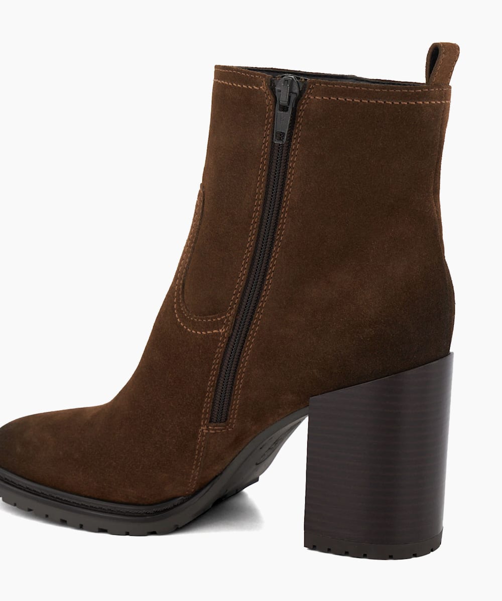 Black booties brown heel online