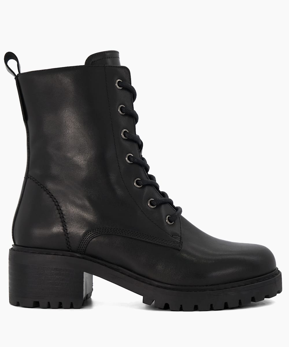 Black casual boots shop