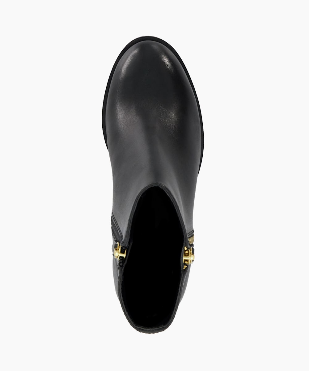 Pertlie Black