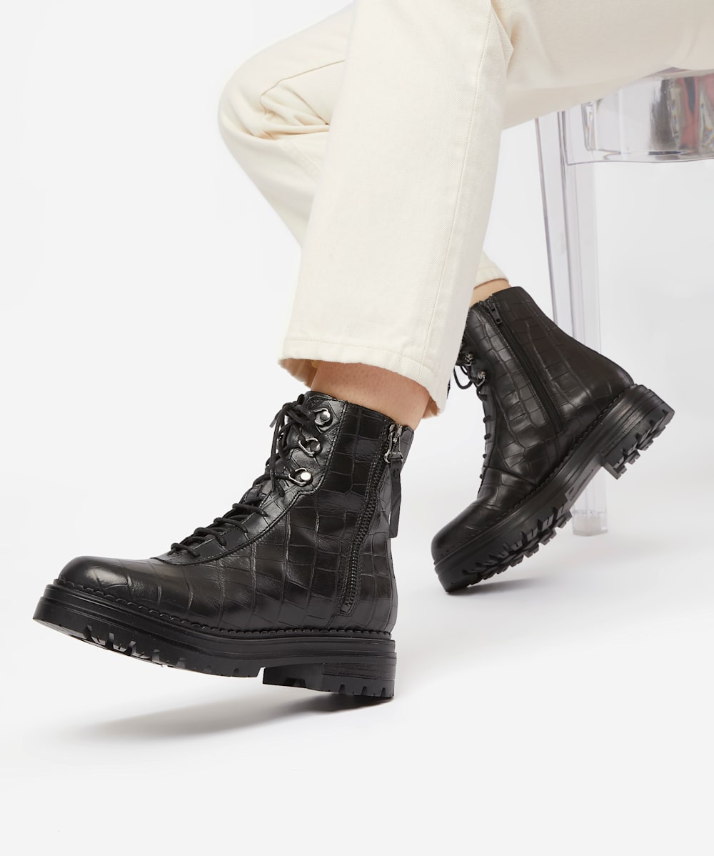 Dr martens - farille - bottines épaisses en cuir avec lacets en ruban - hot sale noir