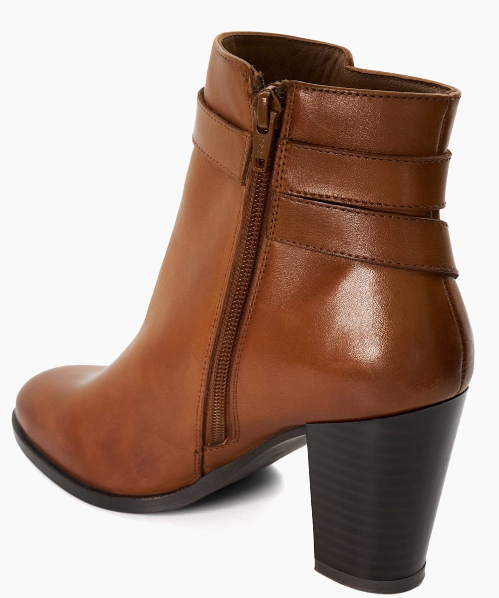 Sandler 2025 boots sale