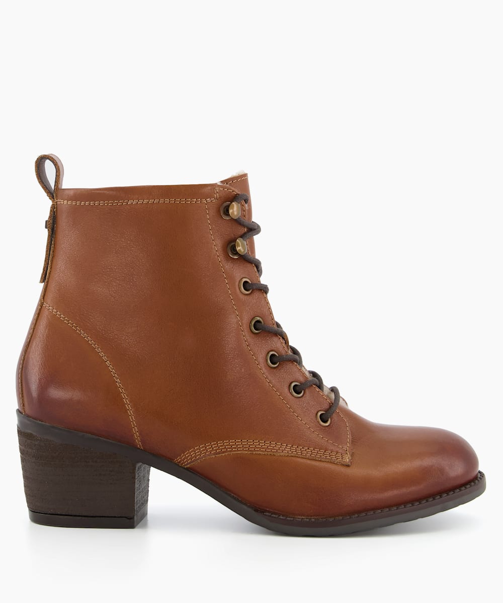 Tan low boots shop
