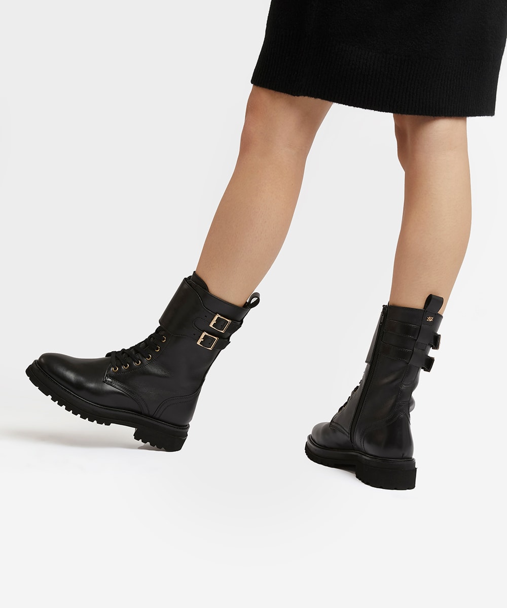 Double buckle discount boots silver