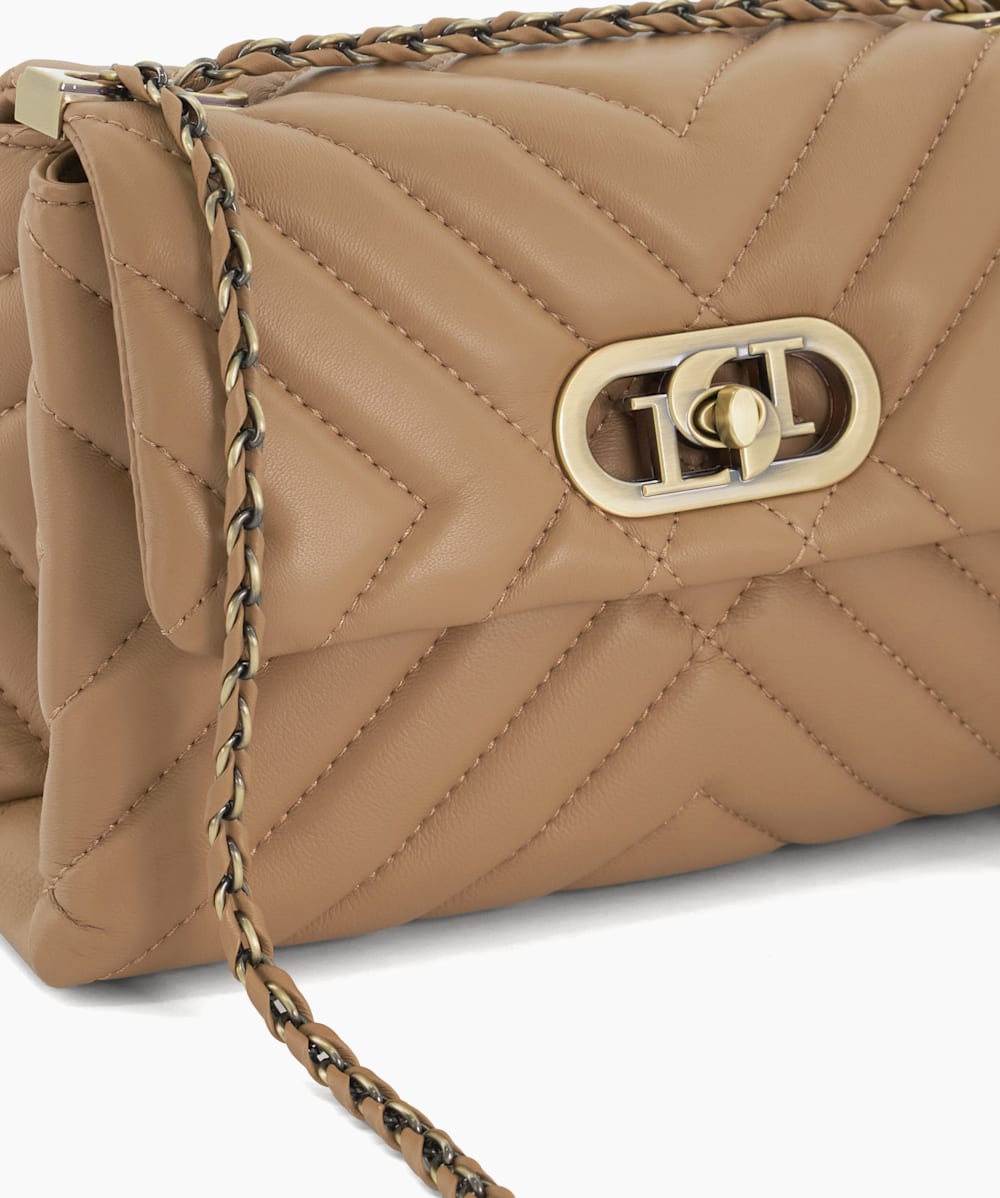 Leather regent chain bag discount