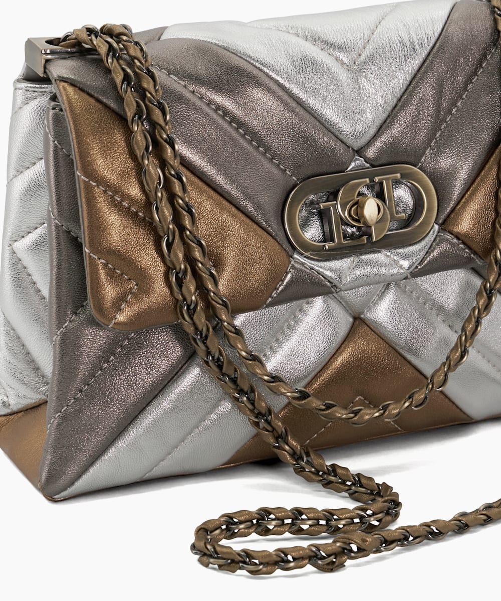 Leather regent chain bag top