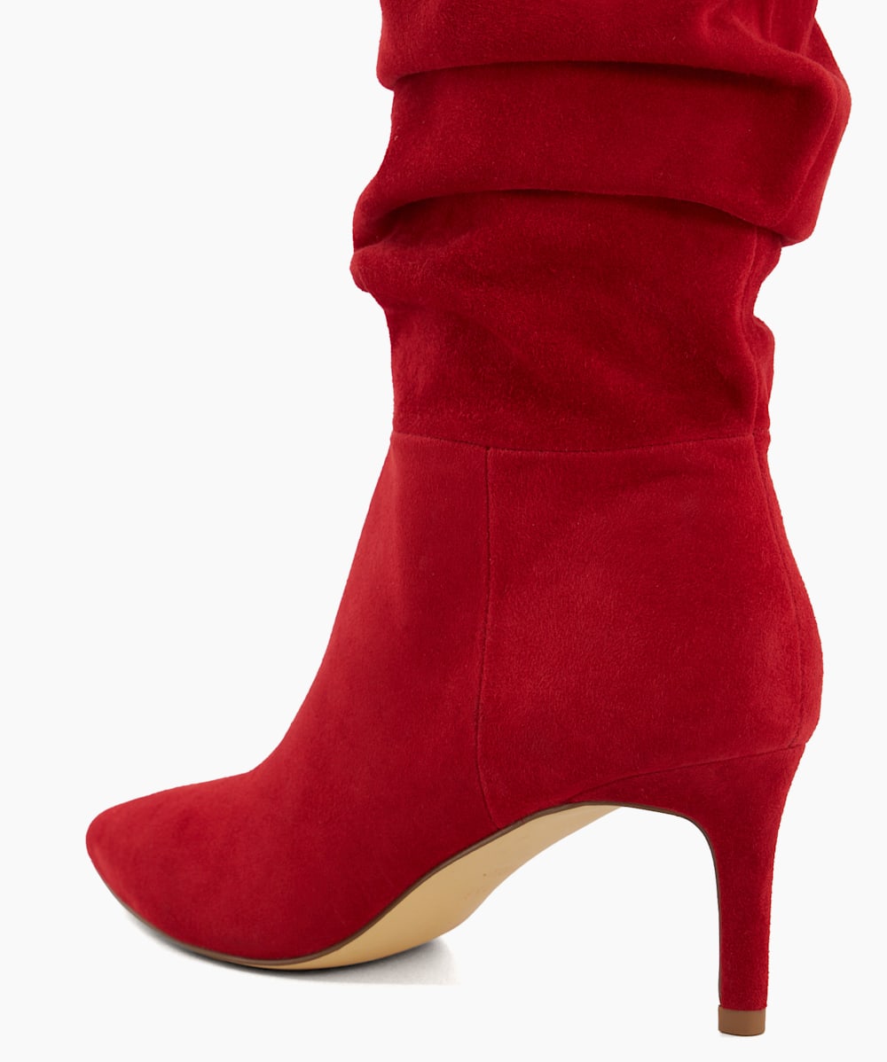 Slouch Red