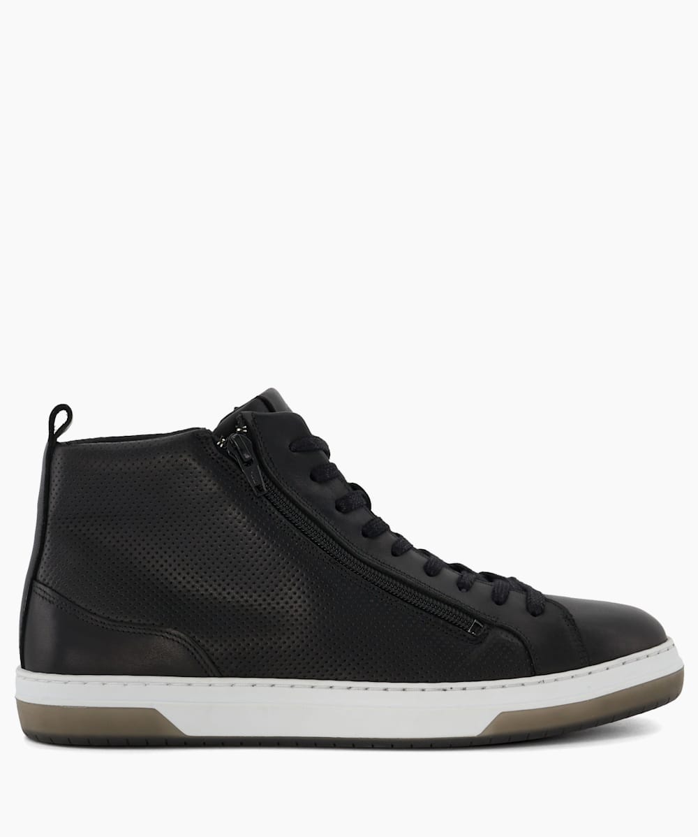 Suiter Black