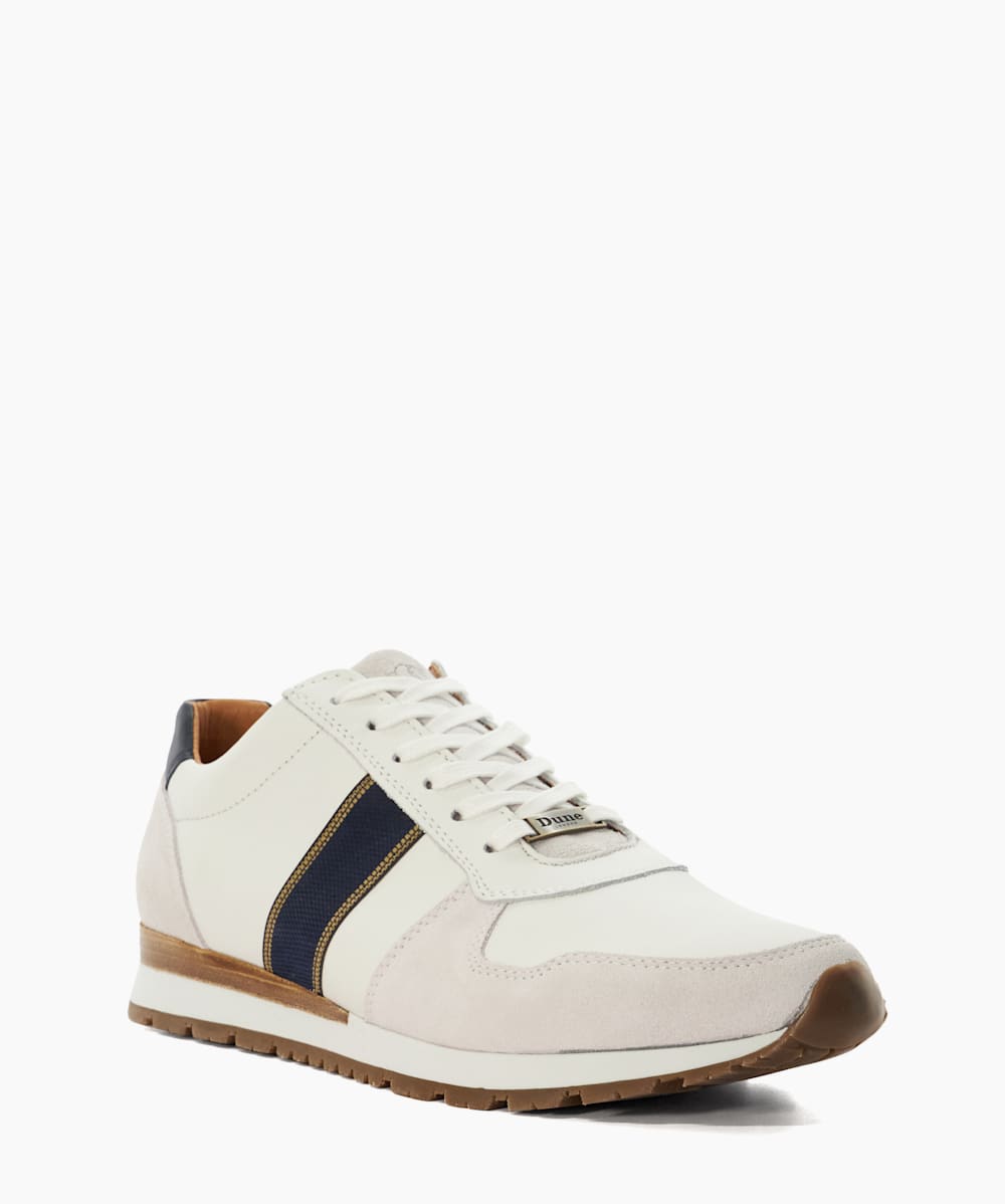 White trainers dune online