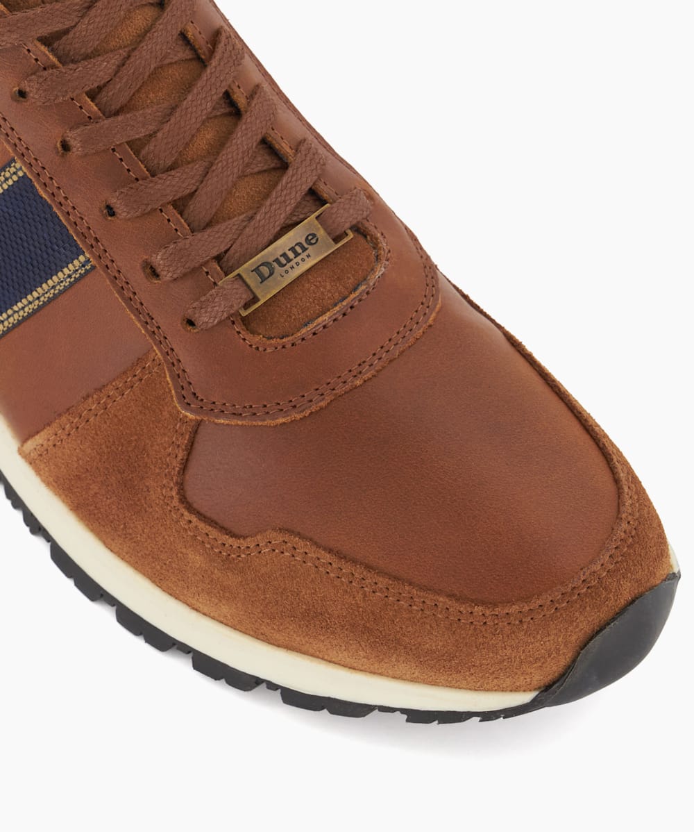 Treck Dark Tan
