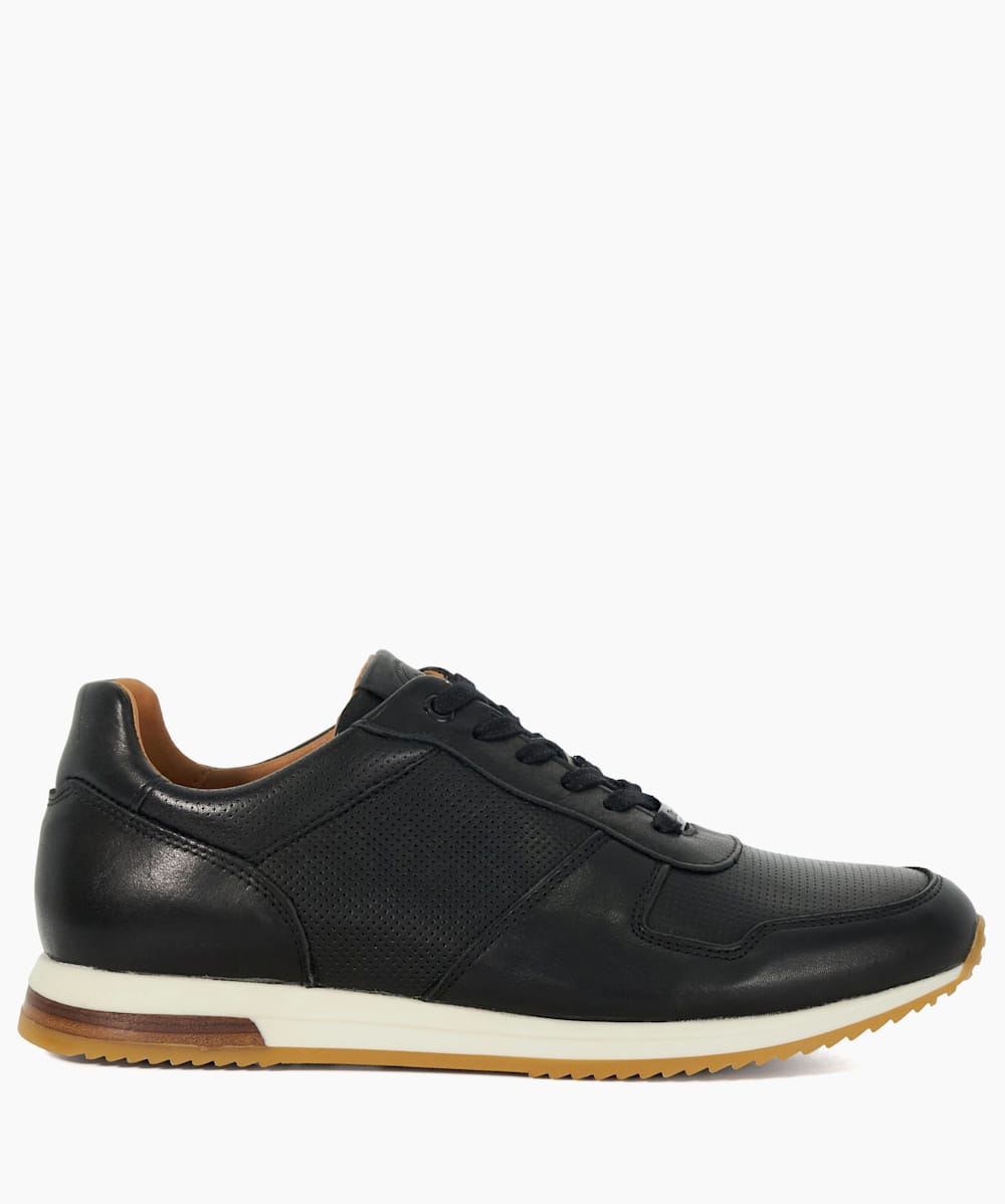 Lace up runner trainers clearance