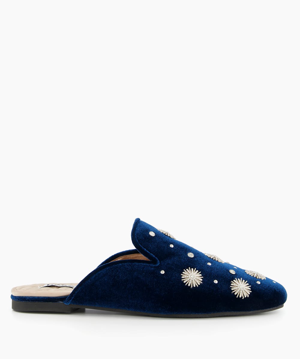 Dune slippers sale clearance