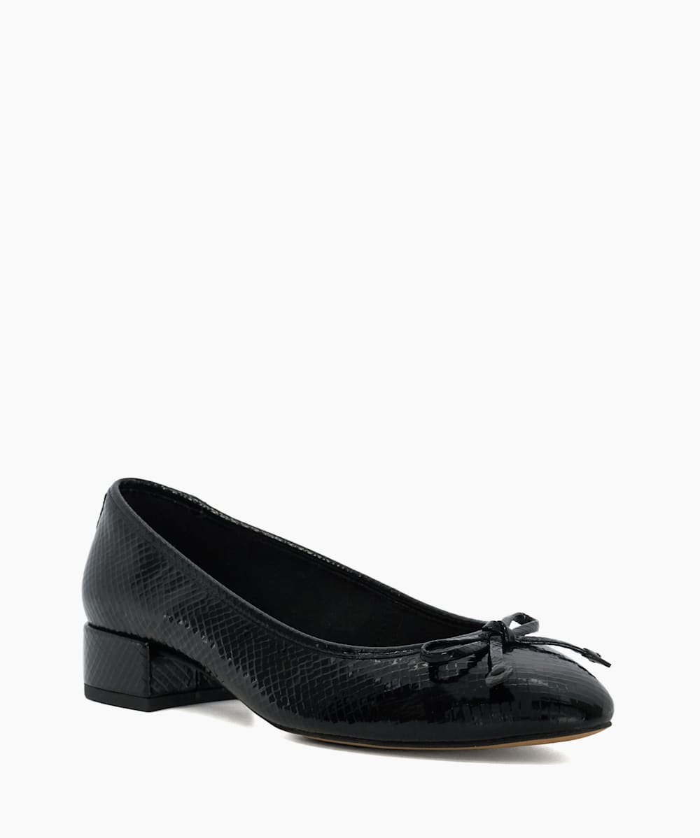 Black flats with small heel discount