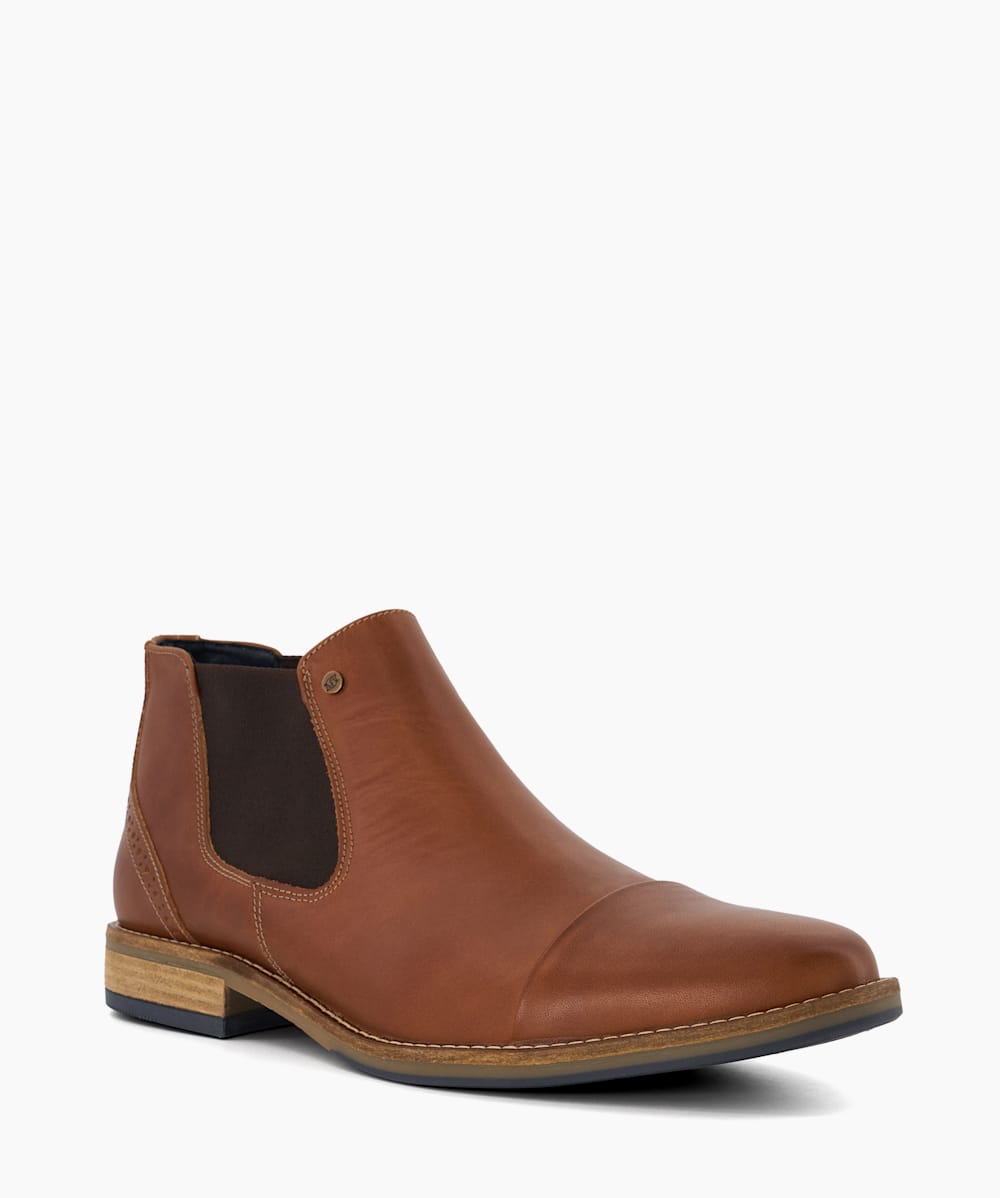 Toe cap chelsea boots hot sale