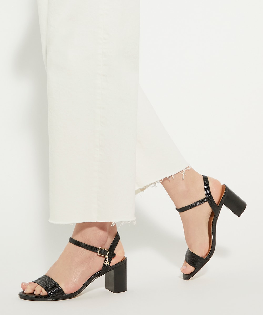 Wide fit jelly sandals discount