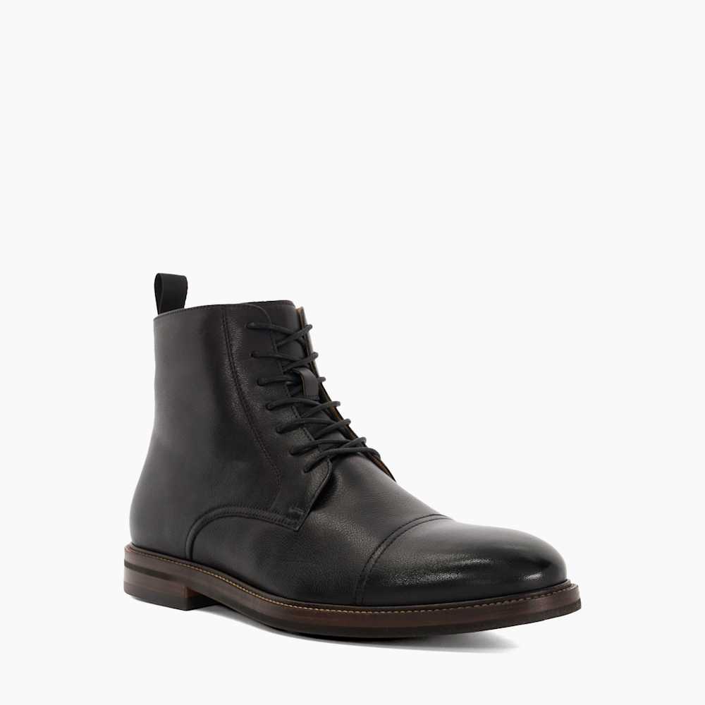 sachin and babi light blue dress Clarks Mens Newford Mid Chukka Boots