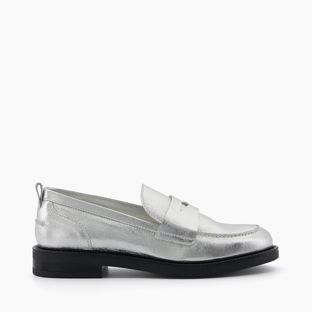 Loafers silver shop