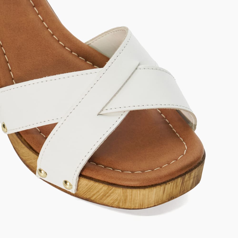 DUNE LONDON Judies サンダル Judies White, Leather Cross Strap Clog Heels | Dune London