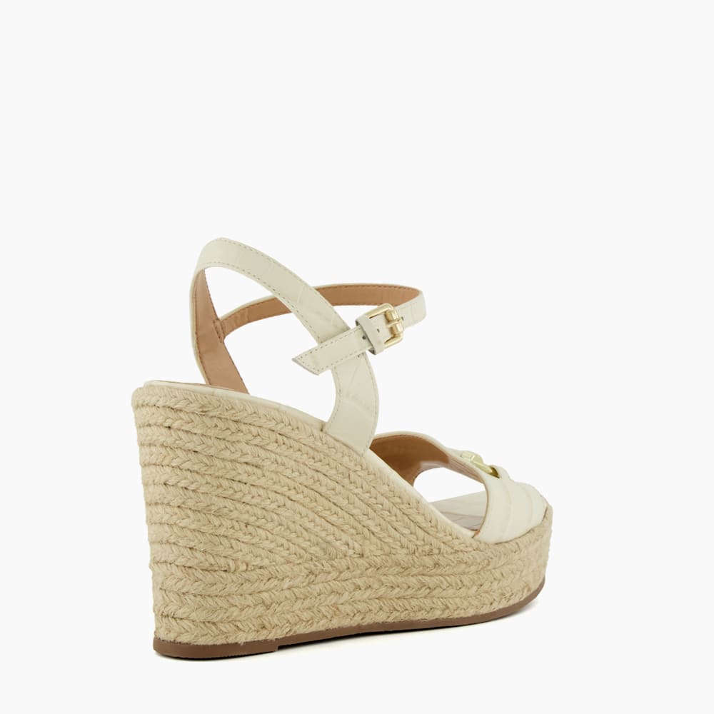 【DUNE LONDON】Kai エスパドリーユ ウェッジ サンダル Kai Ecru, Snaffle-Trim Leather Espadrille Wedges | Dune London